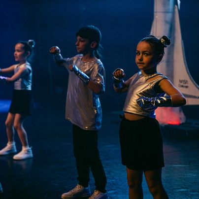 WHEN THE UNIVERSE DANCES - Show 2026