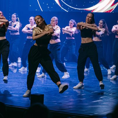 WHEN THE UNIVERSE DANCES - Show 2026